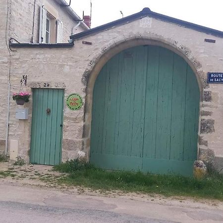 Le Clos Du Merry Joux-la-Ville Eksteriør billede