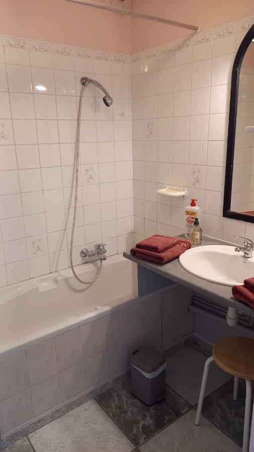 Le Clos Du Merry Joux-la-Ville Eksteriør billede